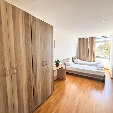 Apartment Queen Gate 3