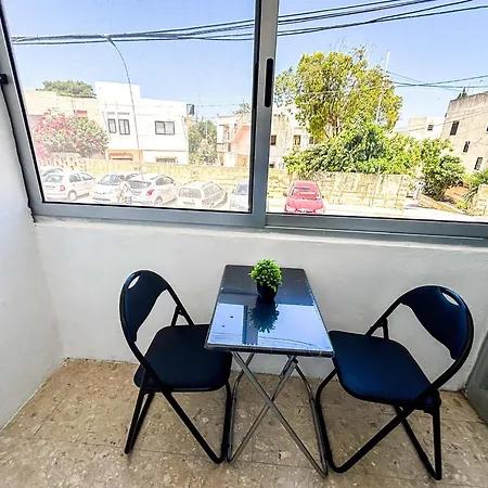 Malta Queen's Gate Apartment Is-Swieqi