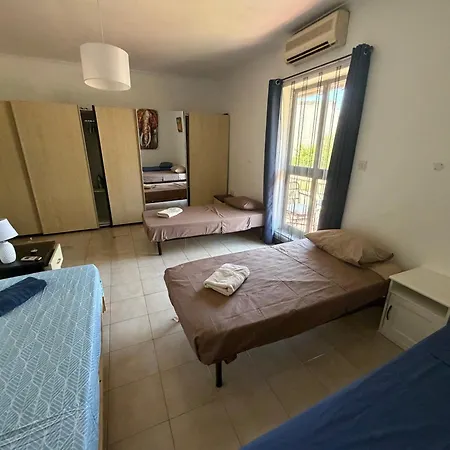 Malta Queen's Gate Apartment *